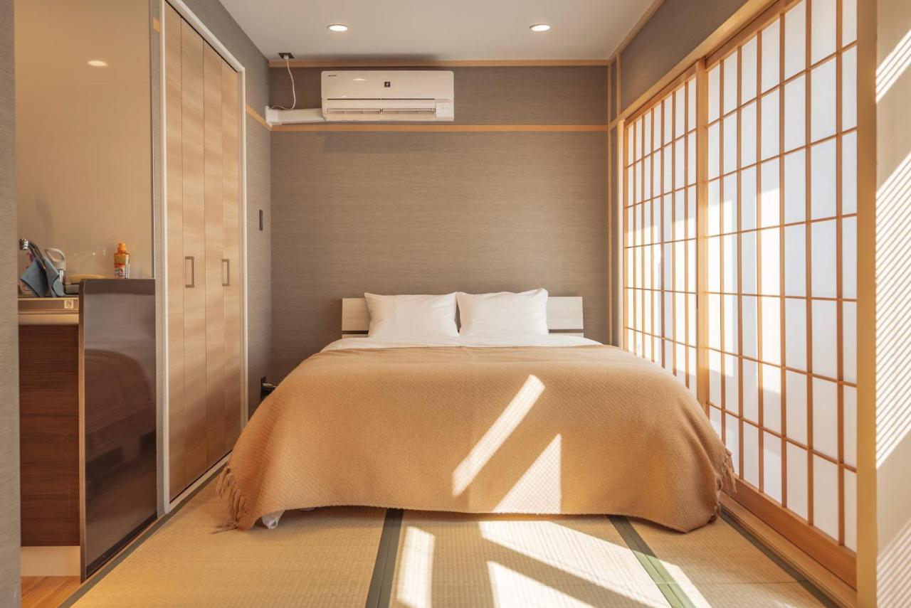 谷町君・星hotel・道頓福居 Osaka Exterior foto