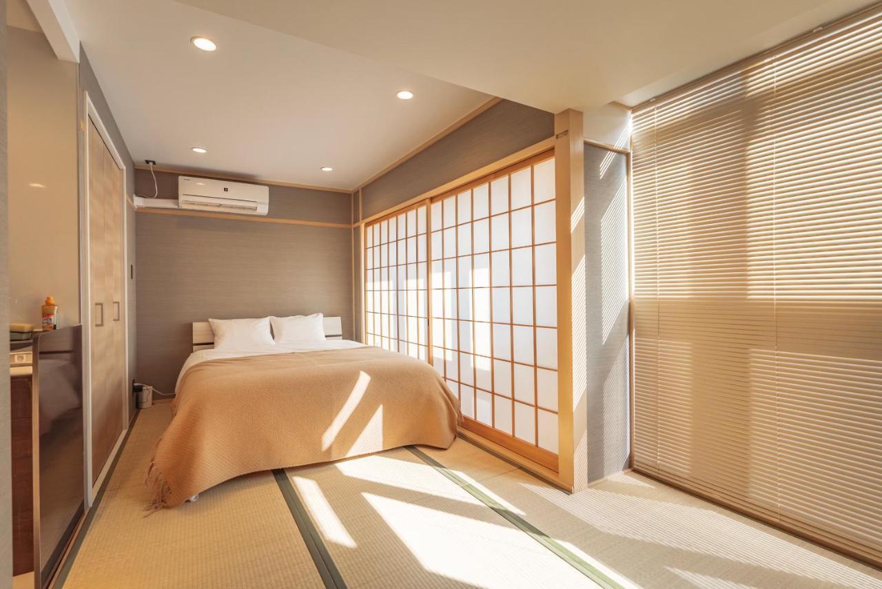 谷町君・星hotel・道頓福居 Osaka Exterior foto